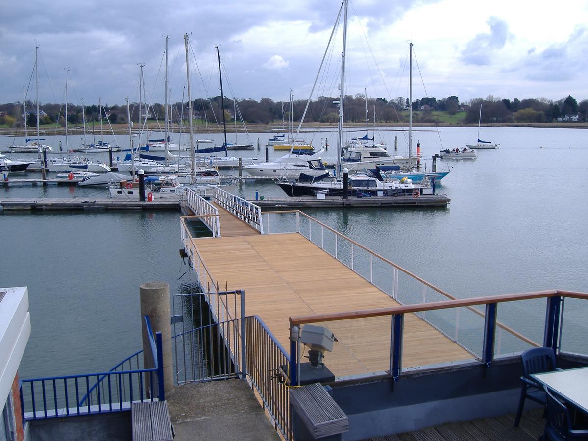 Royal Southern Yacht Club Hamble-le-Rice Buitenkant foto